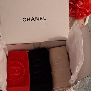 Chanel GWP Towel TRIO Set  Red, Black, Beige.See ALL PIC Brand NEW